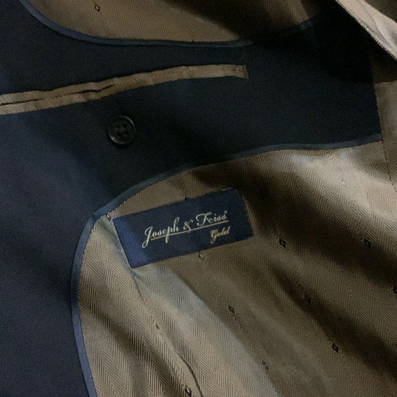 JOSEPH & FEISS Gold-men’s navy blue wool long sleeve triple-button suit jacket - Picture 9 of 11